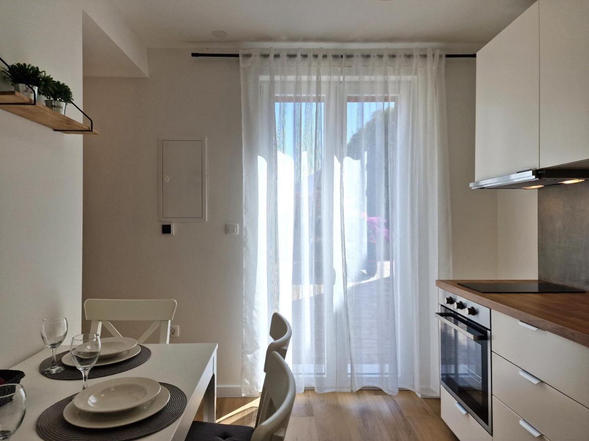Apartments Miamare Primošten Екстериор снимка
