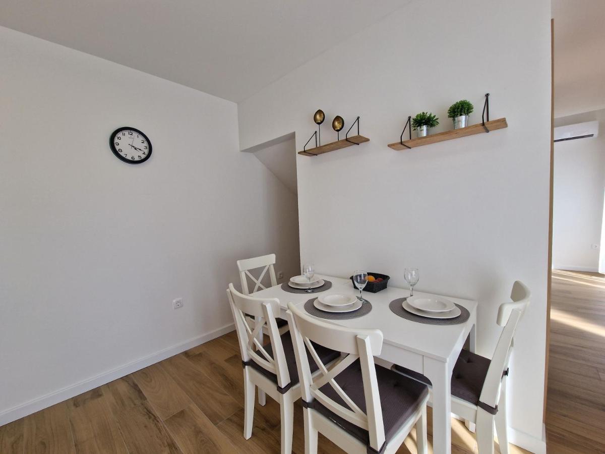 Apartments Miamare Primošten Екстериор снимка