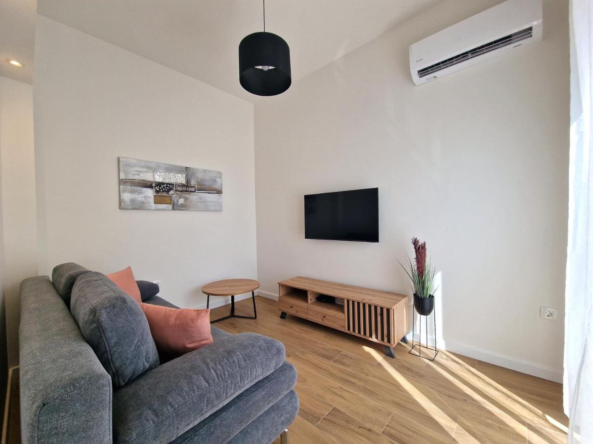 Apartments Miamare Primošten Екстериор снимка