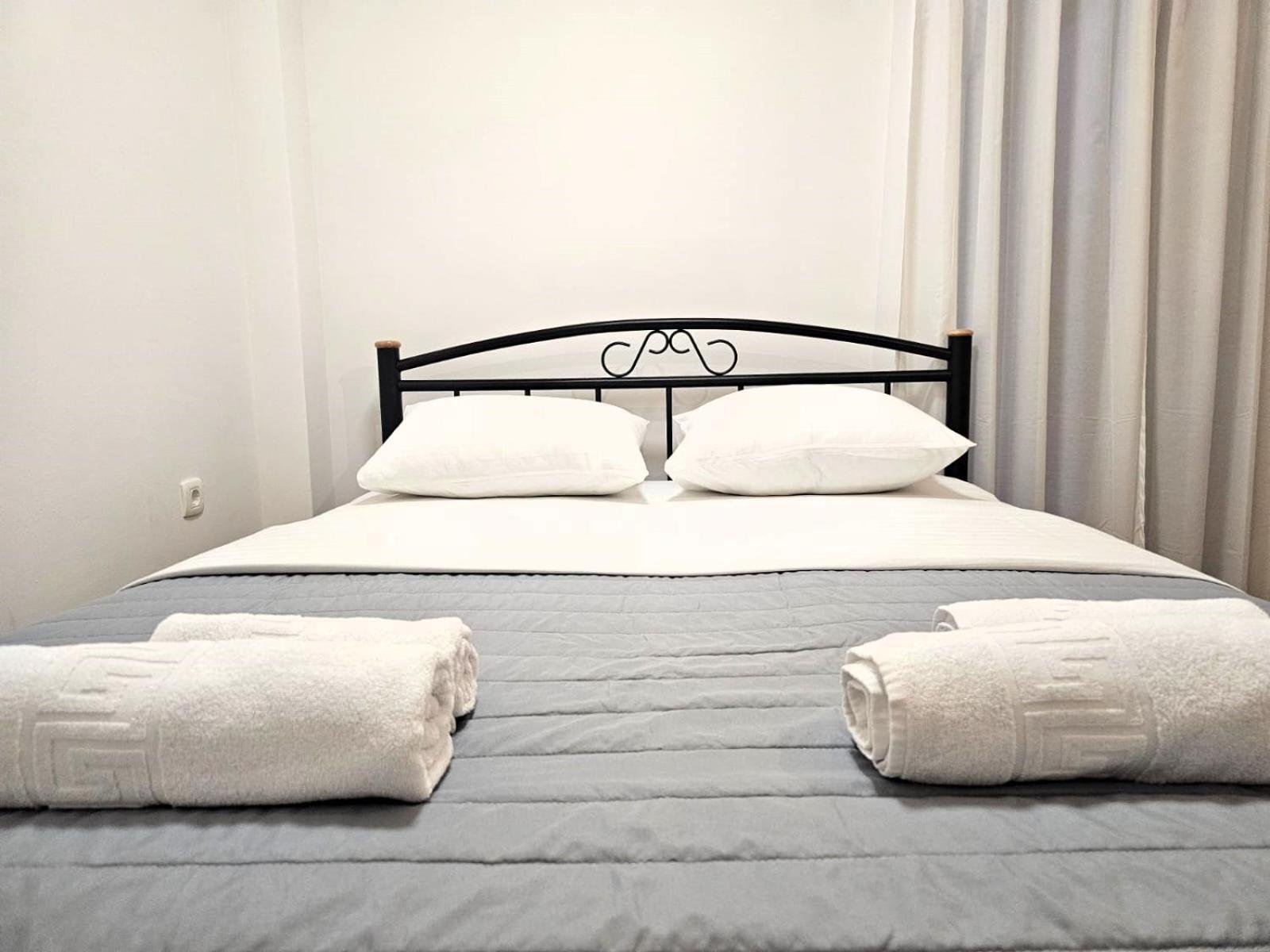 Apartments Miamare Primošten Стая снимка